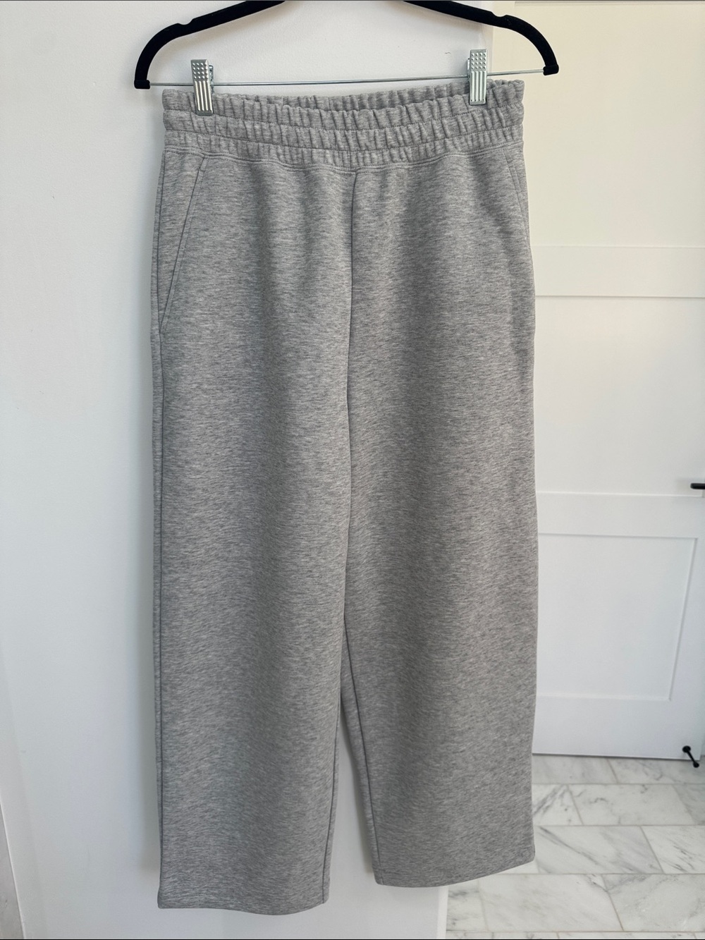 Uniqlo Men's Heather Gray Elastic-Waist Sweatpants